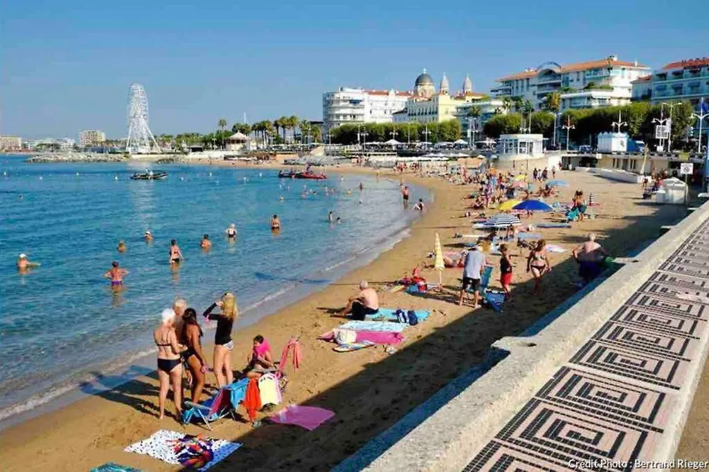 Cosy- 4 Pers Hyper Centre - Plage A 2 Min A Pied Saint-Raphaël Apartmán